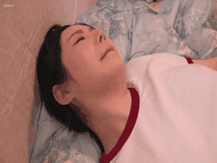 朝日莉绪 JUQ-994 中途进公司的美巨乳人妻员工慢慢成为性爱奴隶 一起去员工温泉旅游时被大家轮_了 _和服 _温泉 _调教 _凌辱 _人妻