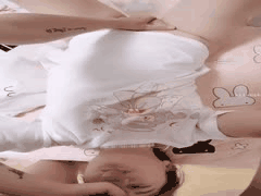 二次元萝莉小母狗SM捆绑深喉口爆吞精！小芽芽不乖的淫荡调教