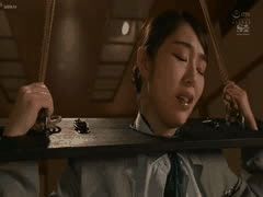 SSNI-922 被完全紧缚而强行侵犯的苗条美人空姐 新名爱明时长_ 02_00_04#中文字幕 #角色剧情 #丝袜美腿 #制服诱惑 #主奴调教 #空姐 #刑具 #捆绑 #美腿 #潮吹 #调教 #黑丝 #丝袜 #颜射 #少女 #新名あみん