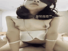 眼镜M大学生反差调教：深喉扇巴掌淫语沉沦