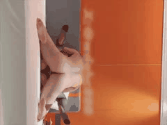 兄弟3P调教女大学生母狗！嫩穴点烟后入内射极致高潮