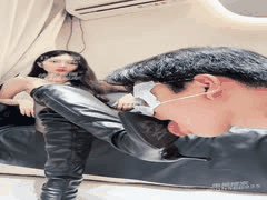 内地女主直播调教高跟控：尤雾出品FEMDOM激情秀