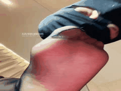 曼伊高跟鞋碾压黑丝美脚 深喉极致诱惑