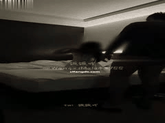 内地绿帽夫妻SM私拍：FEMDOM女王调教绿奴丈夫