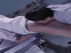 SONE-917 清纯认真的美女护士 深夜惨遭痴汉病人性骚扰 从最初的抗拒 在强忍喘息中高潮 到最终的沉迷而无法自拔 七森莉莉【出演女优】：#七森莉莉【发行日期】：2025-09-26【影片番号】：SONE917 中文字幕