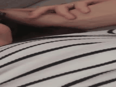 神宫寺奈绪 MIDV-880 高级住宅NTR 下层楼人妻被召唤到住着很多优秀男人的上层楼_完全败给了绝伦鷄鷄 _NTR _眼镜娘 _人妻 _出轨