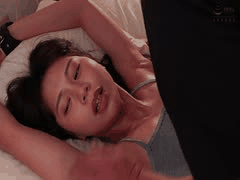 HZGD-325 父亲的弟弟（叔父）在老练的技巧下，由外至内，从头到尾，不断痉挛，全身感觉如被鞭打一般，直到身心俱疲，极致快感，持续被折磨，直至精疲力尽。五芭#中出し #寝取り寝取られ #ドラマ #人妻 #マッサージ #スレンダー #単体作品 #五芭 每日在线更新 @AVToday_channel https_avtoday