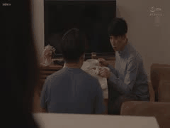 熟女人妻5年炮友秘史：与儿子朋友禁忌中出偷情，多田有花沉沦欲海