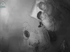 偷拍激情！美容店老板娘少妇为男友深喉口交后狂野内射高潮