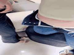 少妇剧情诱惑：约炮小骚货在家脱裤直入疯狂后入高潮