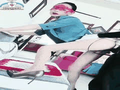 70后美艳妈妈西装诱惑：诗情画意勾引邻居，狂野鹰击内射高潮！