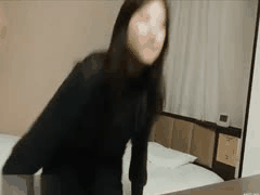 高颜值丰满少妇害羞开场，一字马姿势超级享受！雪白肌肤粉嫩私处54分钟激情