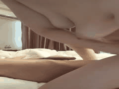 骚气熟女阿姨极致服务小鲜肉，最终忍不住内射蝴蝶逼！