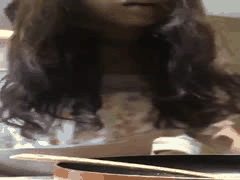 乖巧少妇的狂野骑乘：女上位诱惑无限