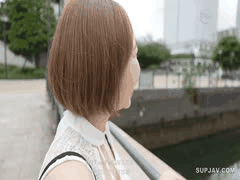 丈夫出差一周，人妻与男同事激情度假：晨间口交到连续内射，巨乳摇曳求欢的办公室禁恋