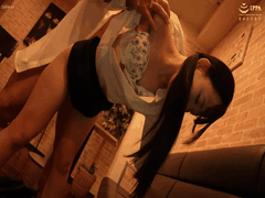 南日菜乃 FOCS-243 狡猾可爱美少女咖啡店店员的小恶魔诱惑 眼神交流舔乳头让理性崩溃_激烈屌插深处压迫中出内射不伦_娇小 _诱惑 _口爆 _出轨 中出