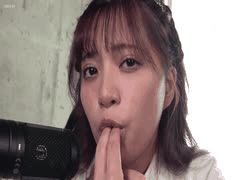 #根尾明里 WAAA-573 超专注接吻的自慰支援！满嘴口水吸舔，体液湿透的紧密贴合内射高潮连连！沉溺在接吻声音中的主观ASMR规格！耳朵和大脑都融化！#女仆 #黑丝 #美腿 #口爆 #丝袜