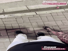 姐夫调教极品小姨子：高跟丝袜大长腿户外乱伦激情