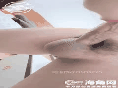 海角社区爆款：悠悠成长时光兄妹乱伦合集2 户外剧情激情演绎