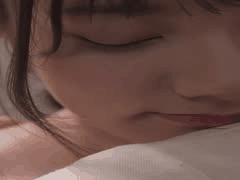 变态岳父十年痴汉继女乳房：从发育到乳头高潮的禁忌乱伦