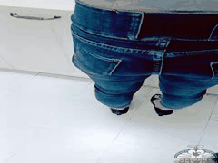 少妇厨房诱惑小嫂子：半推半就到激情内射的乱伦剧情