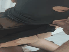 禁忌母子乱伦：大奶妈妈用酸奶涂抹儿子鸡巴，舔舐干净后口爆无套内射