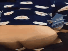 儿子精虫上脑狂操亲妈！凶猛冲刺彻底征服熟女母亲