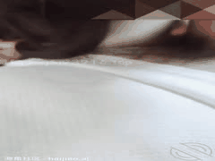 海角乱伦实录：儿子征服严厉母亲的反差淫叫，拔出射精的征服快感