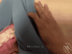 海角乱伦神作：兽性儿子再推倒风韵妈妈，大鸡巴猛操喷水高潮