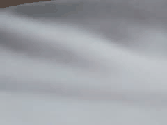 骚母子乱伦：儿子捧丰满大奶狂啃，爸妈电话中刺激内射高潮！