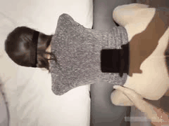 爸爸打桩机深喉爆操小母狗，高潮颤抖语无伦次求饶不止