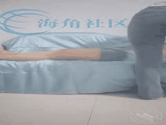 香香爱公公乱伦合集：终于被公公操到喷水3次，对白口爆吞精