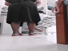 推特极品熟女桃仙小妖精：儿子写作业时背后偷偷自慰高潮的禁忌乱伦剧情合集