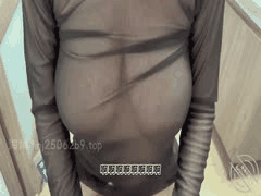 孕妇姐姐洗澡求欢：滚烫骚逼女上位狂骑巨乳揉捏