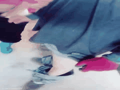 农村换妻狂欢：少妇花钱让50岁大叔操老婆，阿姨抬腿助兴一家乐融融