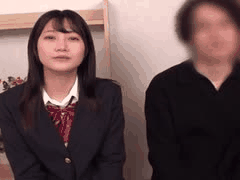 可爱妹妹与处女哥哥浴室共浴 温柔主动破处首次性体验