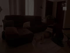 哥哥为报复将妹妹卖给恶霸反复凌辱 却对昏迷中的她下药内射五年
