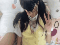 清纯双马尾JK萝莉的反差秘密：爸爸轻点草我，我姐就在隔壁！深喉爆射吞精享受