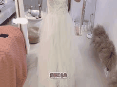 萝莉表妹试婚纱情绪崩溃，三洞齐开内射告别！