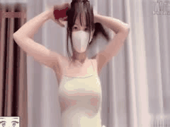 异地校花女友出轨金主大叔：白虎嫩逼狂野抽插，高潮痉挛精液灌满