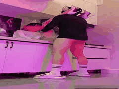 极品美腿少女高跟后入白虎一线天，站立长腿颤抖无套猛插翘臀狂摇高潮翻白眼