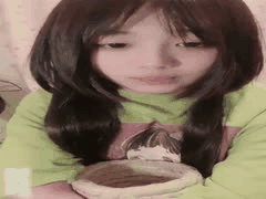 甜美萝莉自慰诱惑：娇嫩肌肤敏感湿润，内心欲望彻底觉醒