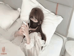 嫩小兔糖心Vlog：萝莉女友抖M道歉调教，高潮潮吹翘臀坐脸反差巅峰