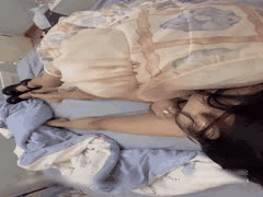 00后学生妹洛丽塔反差小萝莉：江南深情标签完整诱惑