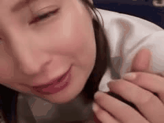 （高清无码）IPZZ-711 颜射国宝×巨量颜射。奢华自慰支援。中村美羽。 - 仲村美羽远距离拍摄，轻松自慰。这位在演艺圈也赫赫有名的美女，反复指导我自慰，发行日期 类型_ 无码流出, 单体作品, 偶像艺人, 口交, 颜射, 主观视角, 高清, 独家, 自慰辅助, 4K