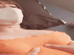 PPPE-298 在街头不穿奶罩出行，感受着异样视线带来的刺激，羞耻与兴奋交织。特别收录「不脱衣的无罩美学」，比起直接裸露，让人感受到透过布料的极致诱惑 #优梨舞奈 #按摩 #巨乳 #中出 #少女