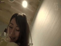 烟火大会搭讪被甩伤心辣妹宾馆疯狂做爱！巨乳少女中出口爆激情全记录