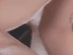 天生丽质Ria的致命热吻：唾液滴落舌头融化，一吻让你瞬间硬起！