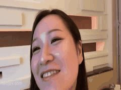 光天化日下人妻当着老公面求肏！被陌生男人内射灌满精液 FC2无码素人