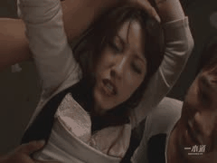 森泽佳奈无码多人狂欢：肉便器育成所紧缚生奸嫩妻